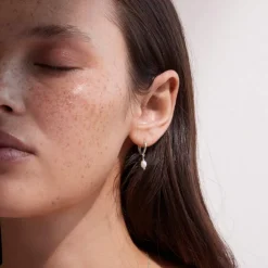 Kirstin Ash Classic Pearl Hoop Earrings